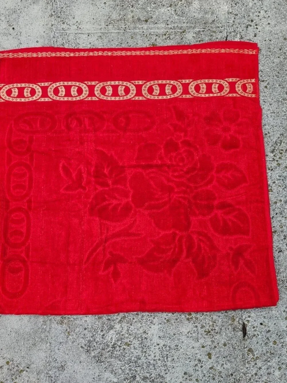 Luxury Towel Red Cotton Bath Towel Embriodered Long Towel Cotton NWT